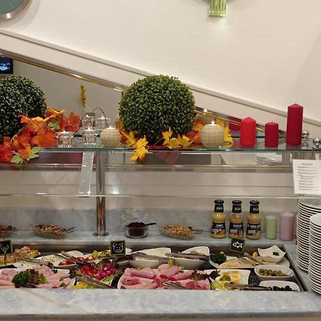 אולם Leomar Hotel מראה חיצוני תמונה