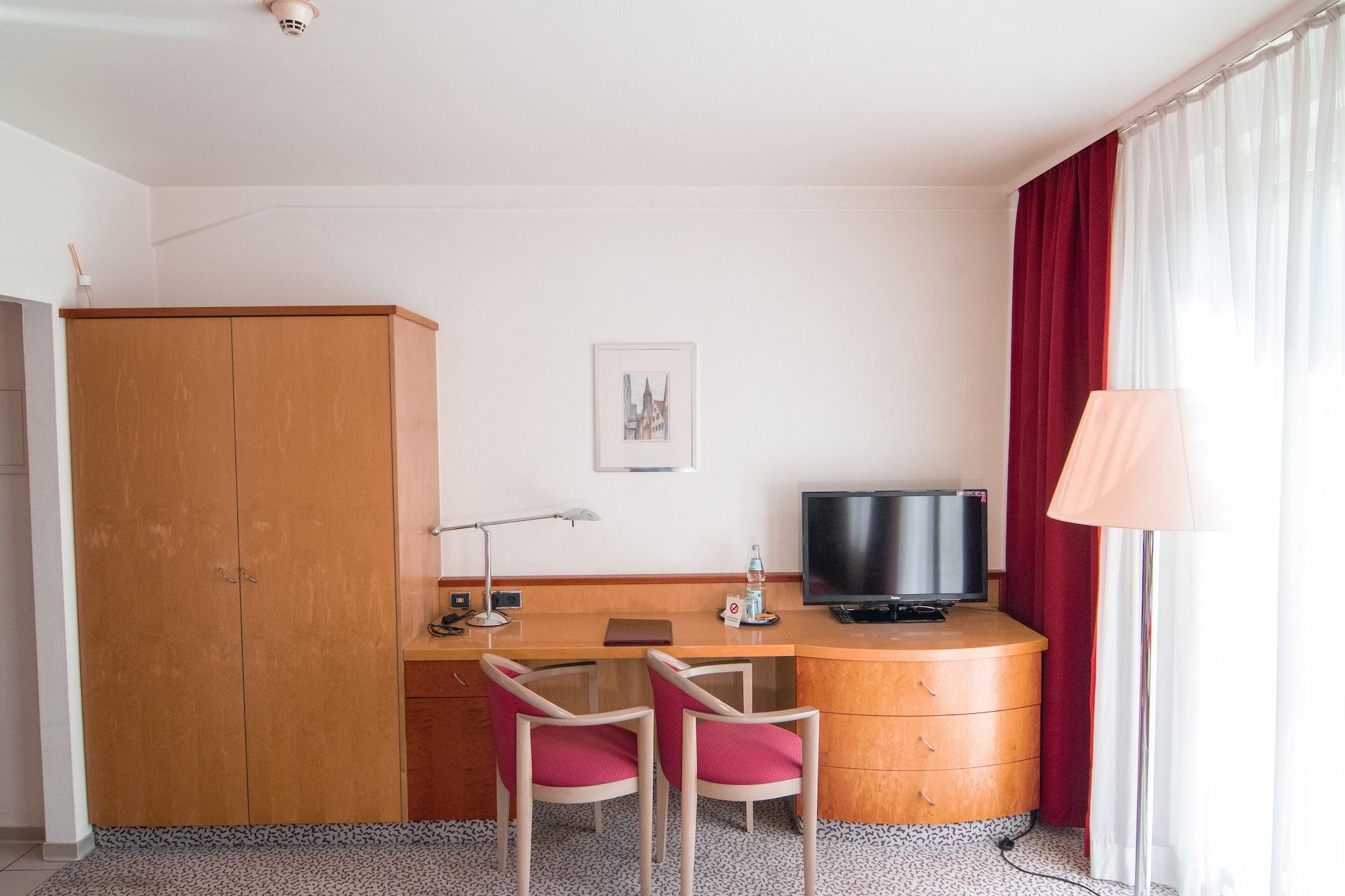 אולם Leomar Hotel מראה חיצוני תמונה