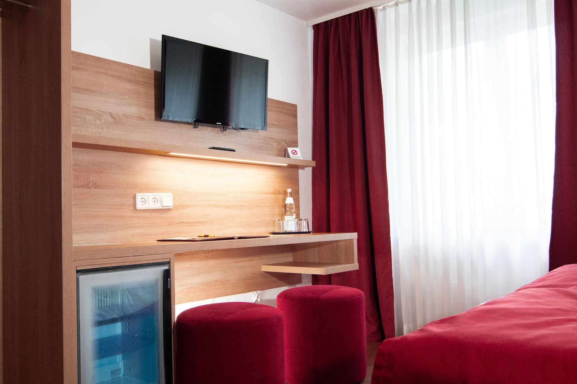 אולם Leomar Hotel מראה חיצוני תמונה
