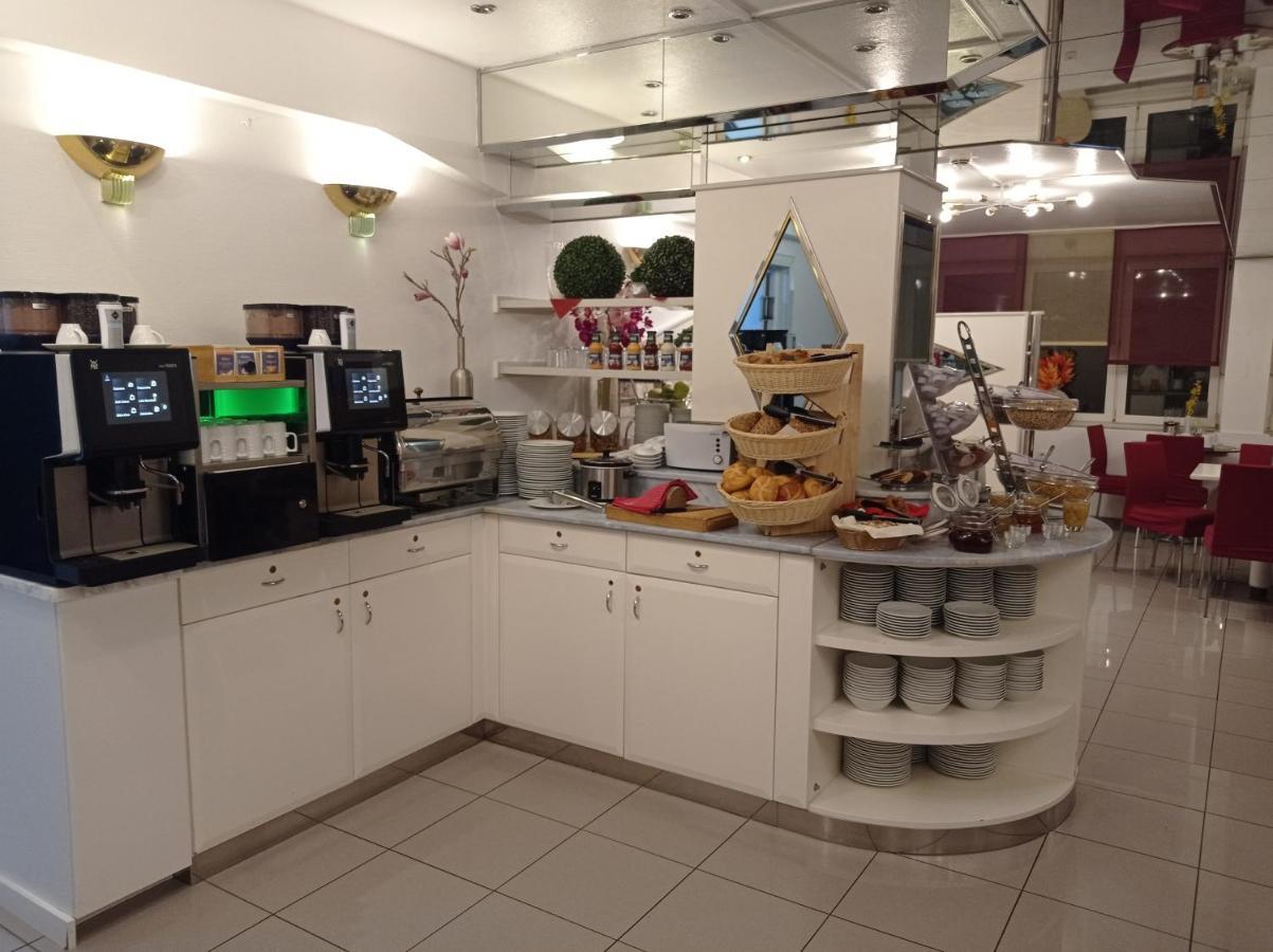אולם Leomar Hotel מראה חיצוני תמונה