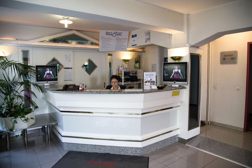 אולם Leomar Hotel מראה חיצוני תמונה