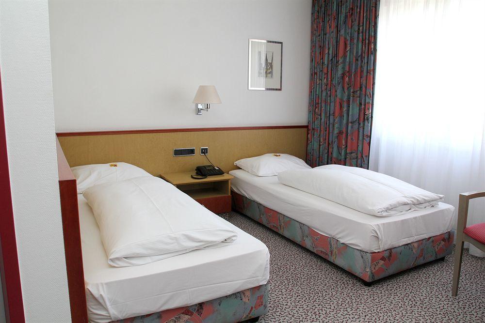 אולם Leomar Hotel מראה חיצוני תמונה