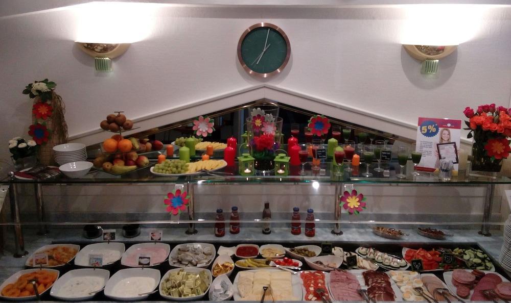 אולם Leomar Hotel מראה חיצוני תמונה